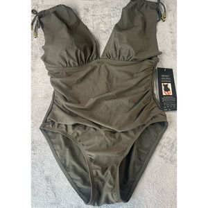 NWT Shore Shape Swimsuit  Size 10